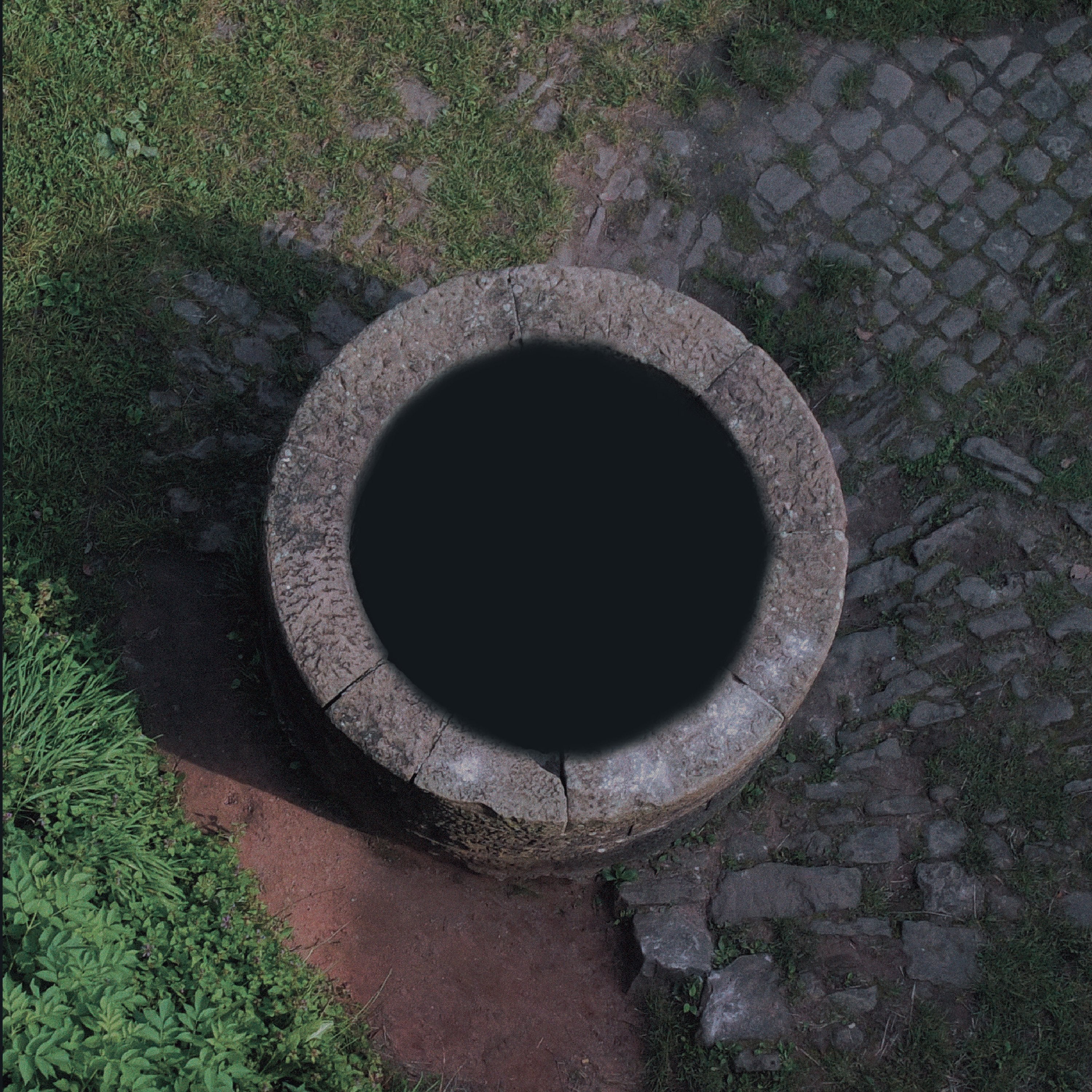 Lebanon Hanover - Besides The Abyss (LP)