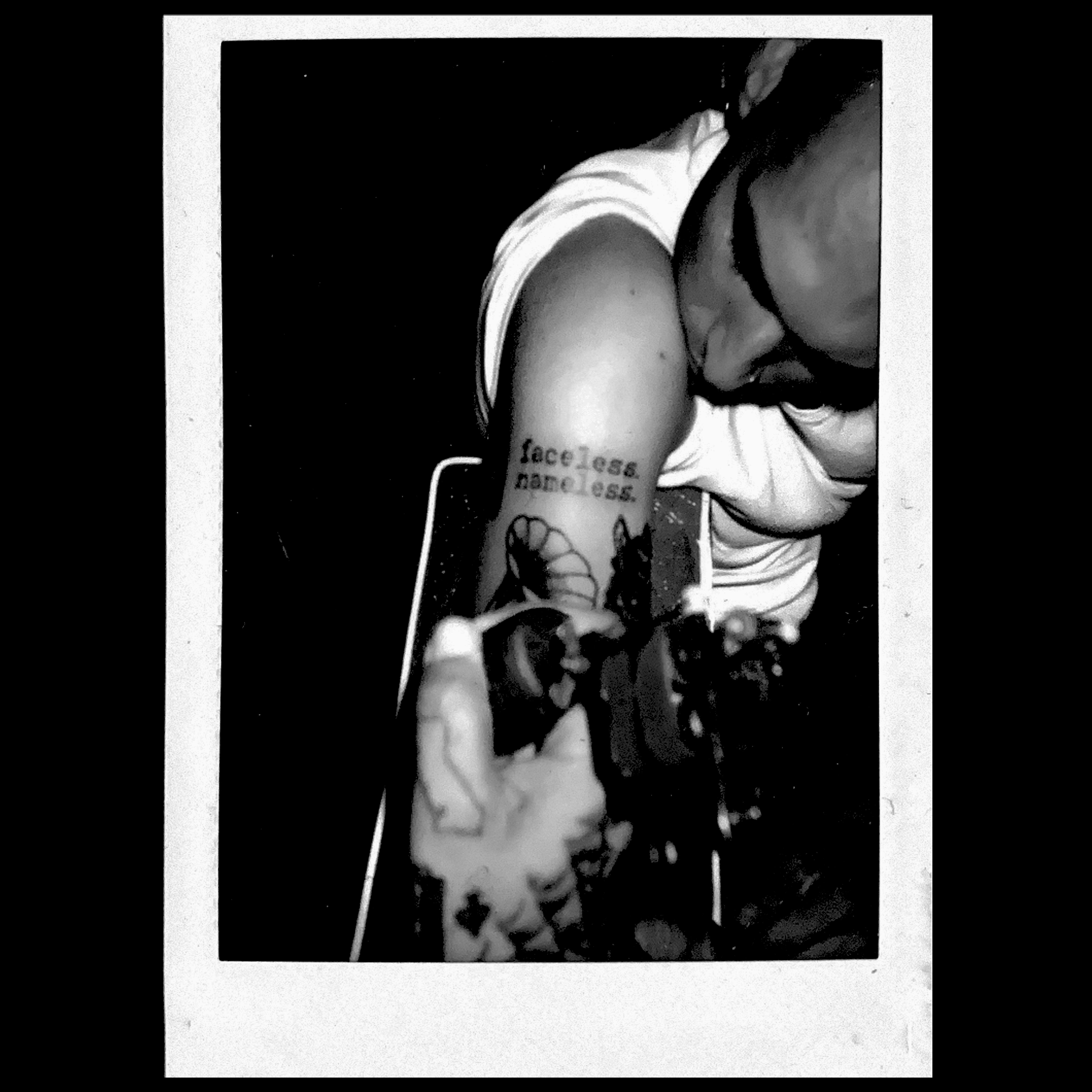 Human Issue - Faceless. Nameless. (7 INCH)