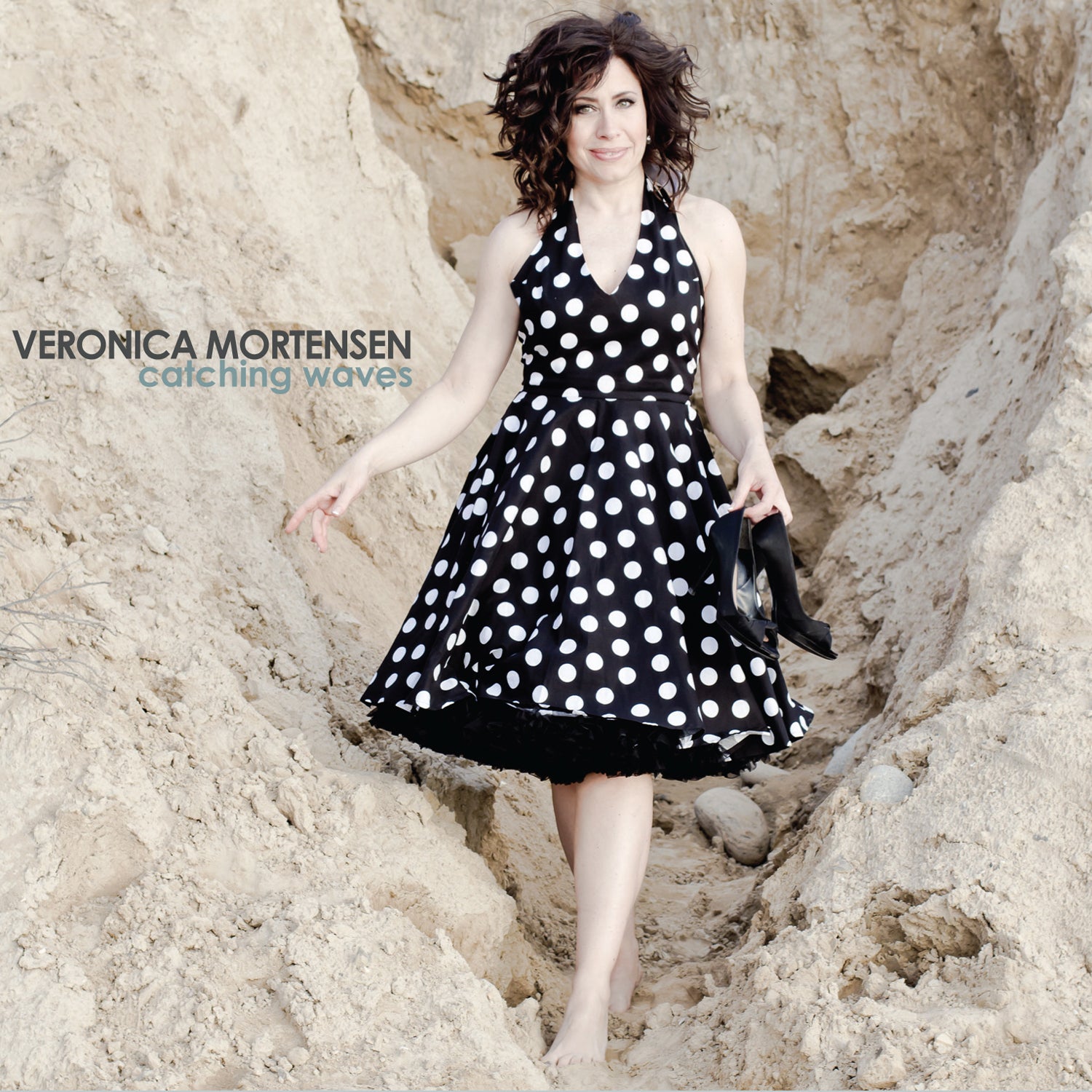 Veronica Mortensen - Catching Waves (CD)