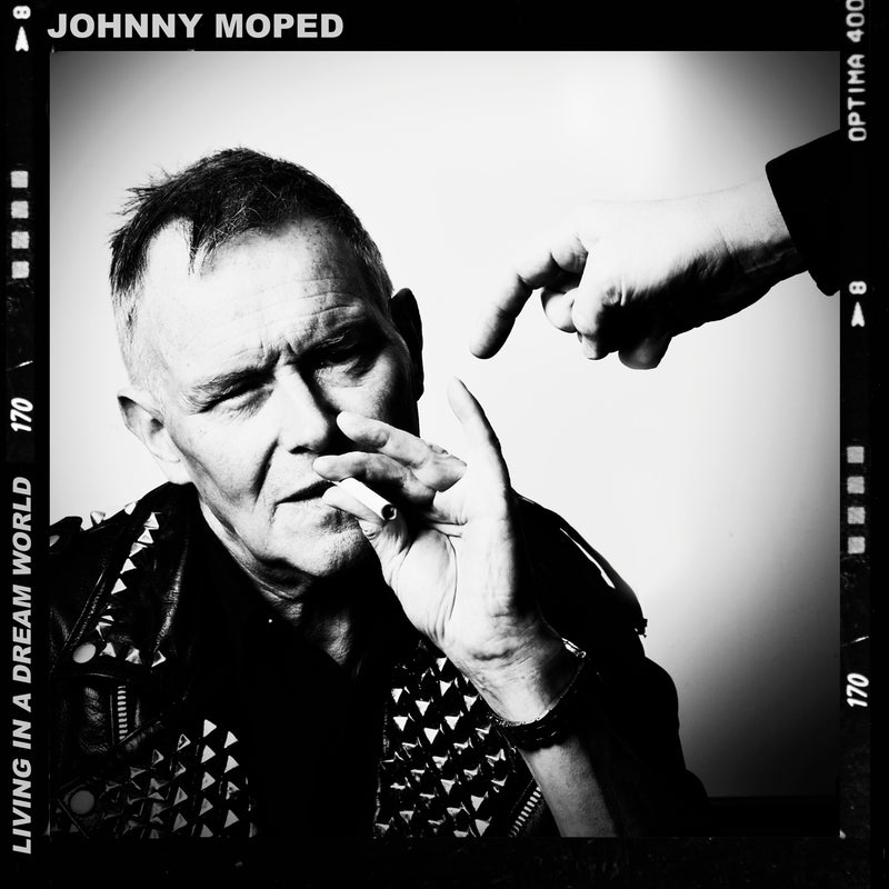 Johnny Moped - Living In A Dream World (7 INCH)